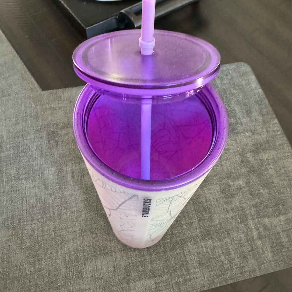 Starbucks new Halloween 2021Purple Frosted spiderweb - Picture 3 of 3